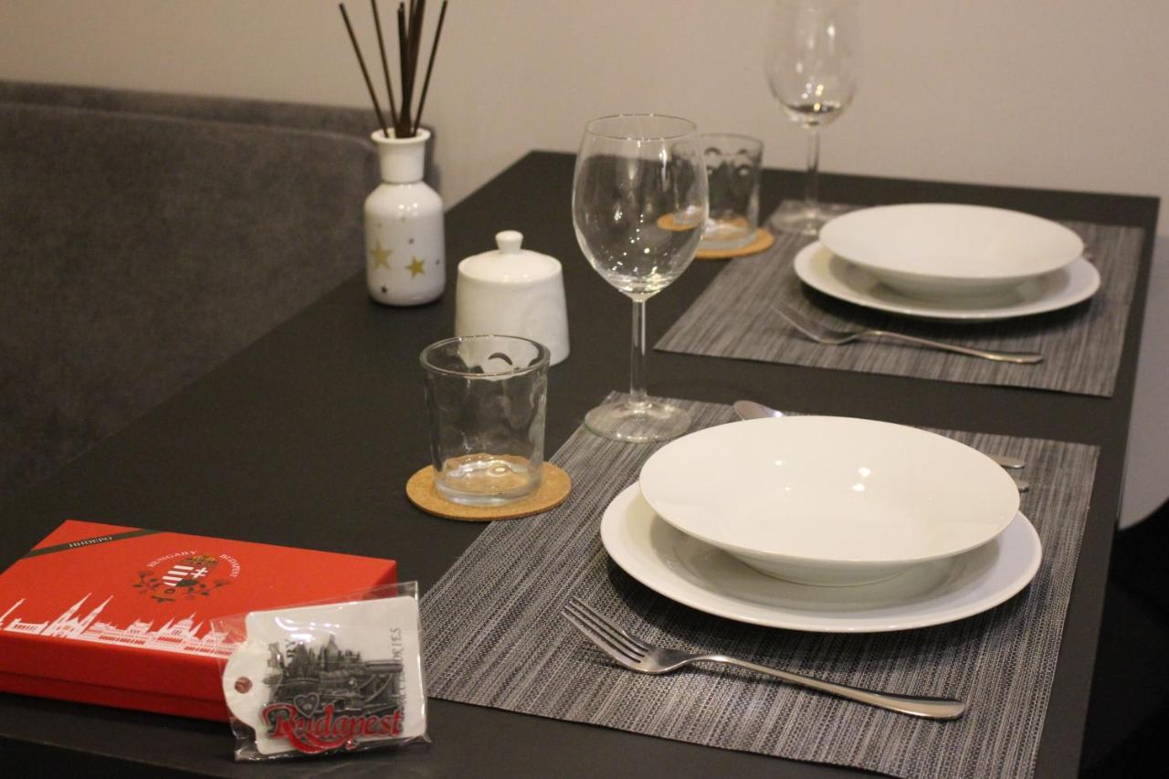 בודפשט Greyblack Styles Apartment מראה חיצוני תמונה